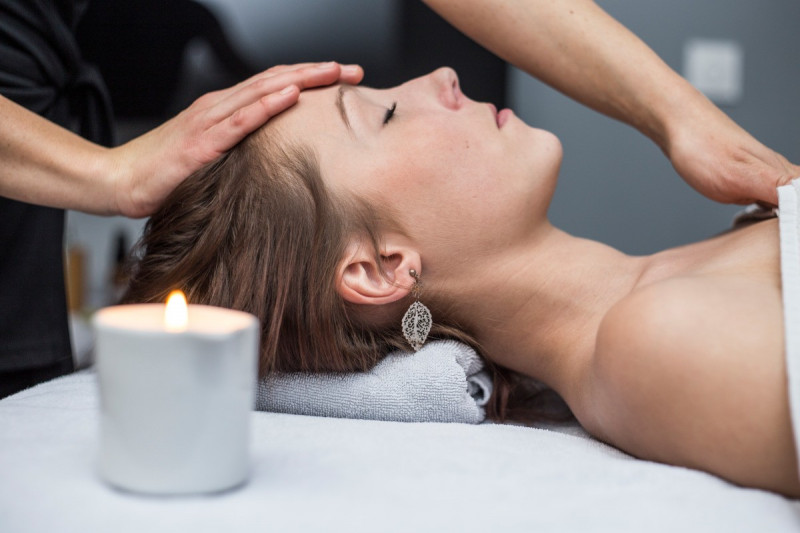 massage-bougie-13123452